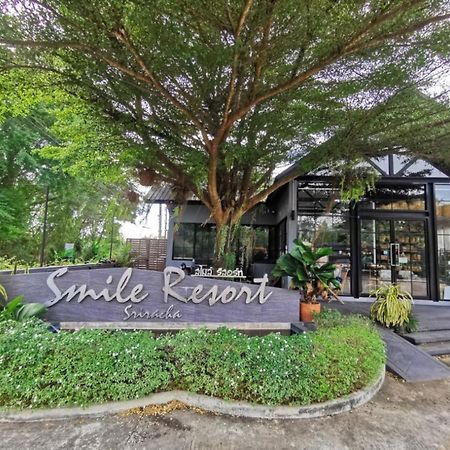 Smile Resort Sriracha Si Racha Exteriér fotografie